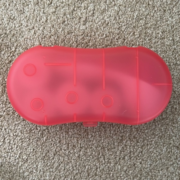 My Beauty Secrets USA, FACIAL CLEANSING Pink and White BRUSH SYSTEM NEW IN BOX! - Picture 4 of 6